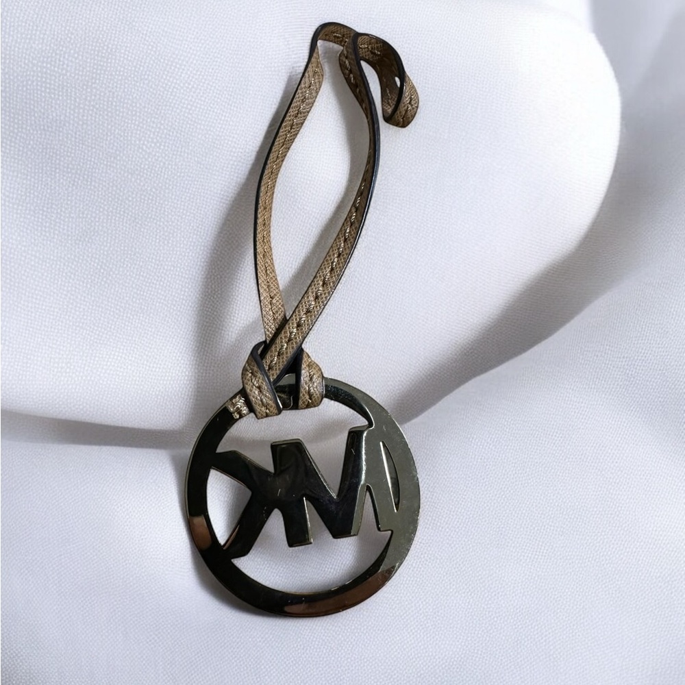 Michael Kors Bag Charm - Picture 2 of 2